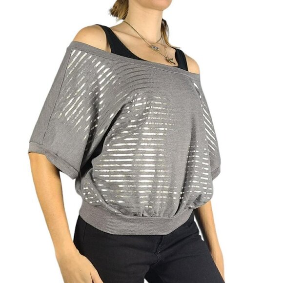 Y2k 2009 off the shoulder blouse - Picture 2 of 3